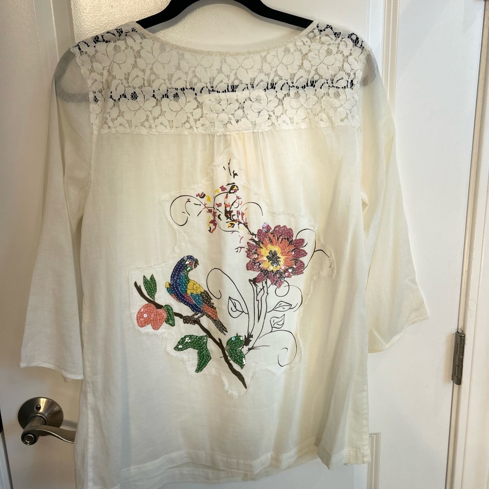 Da-Nang Lace Blouse with embroidery sequins